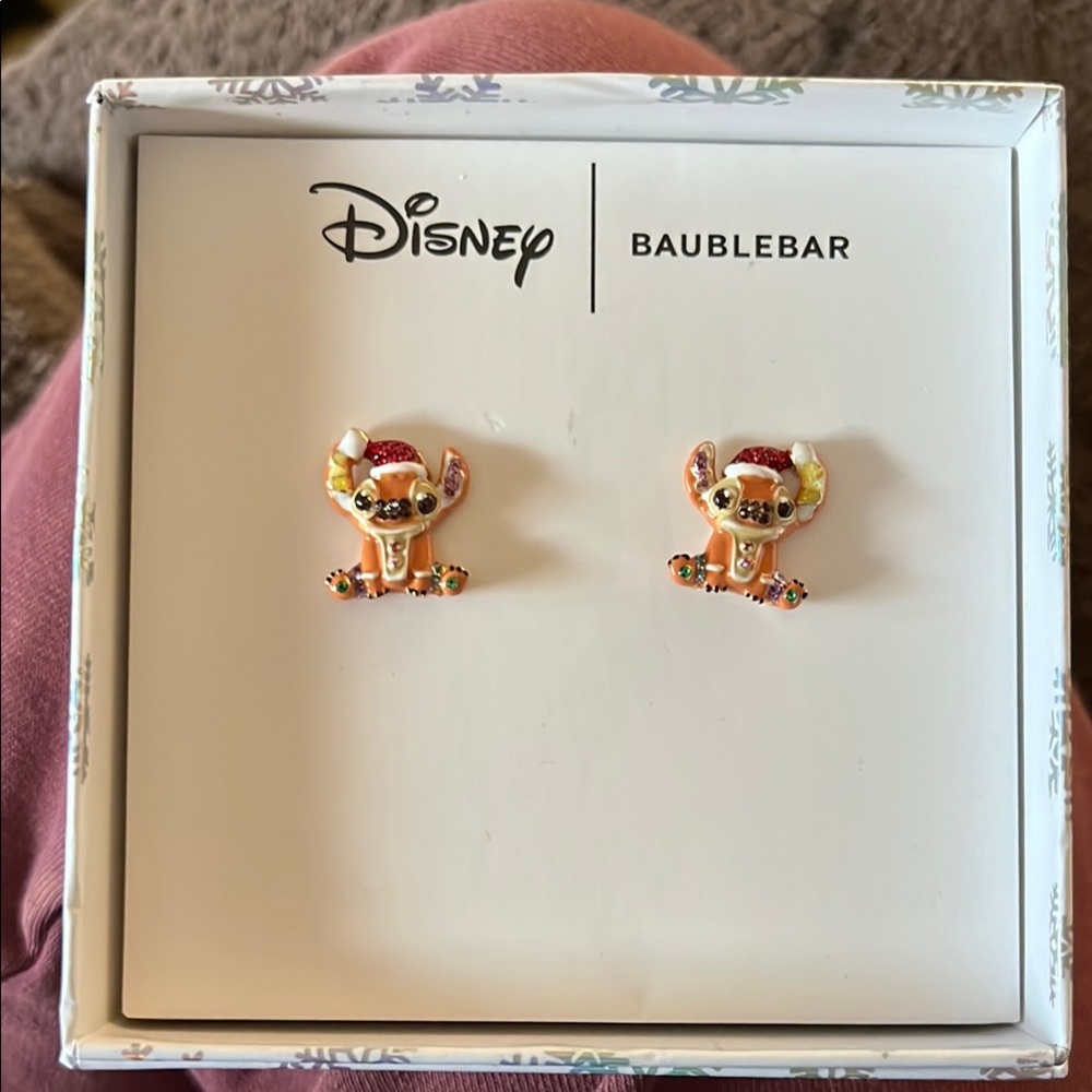 BaubleBar disney stitch Christmas Earrings - Multicolor